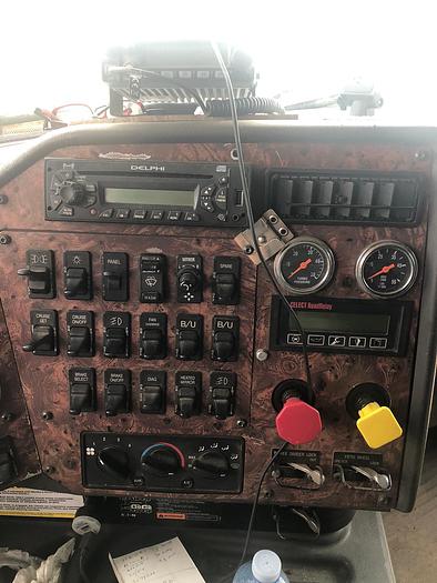 Used 2002 INTERNATIONAL 9900I 6X4 TRACTOR