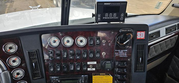 Used STRAIGHT VAC 8X6