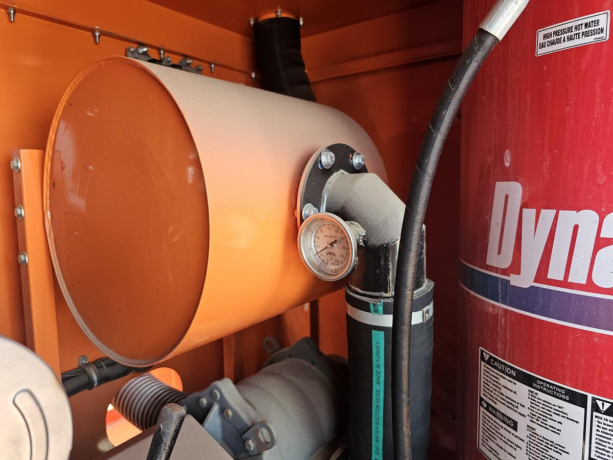 Used LIKE NEW 2022 HYDRO SPADE