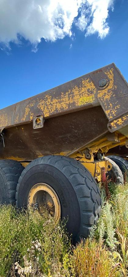 Used CONTRUCTION EQUIPMENT PACKAGE  " WILL SEPARATE " EXCAVATORS , DOZERS , ROCK TRUCKS