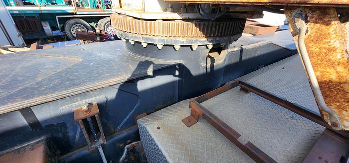 Used MANITEX CRANE 45110T 45 TON LOW MILEAGE