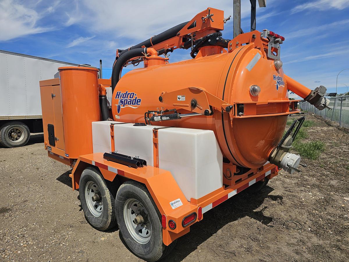 Used LIKE NEW 2022 HYDRO SPADE