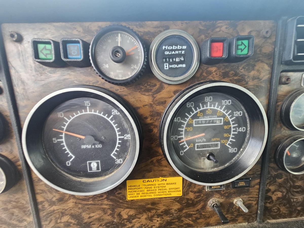 Used YARD TRACTOR AUTO