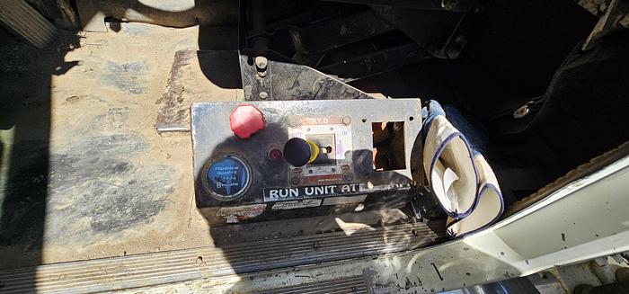 Used CAT STRAIGHT VAC