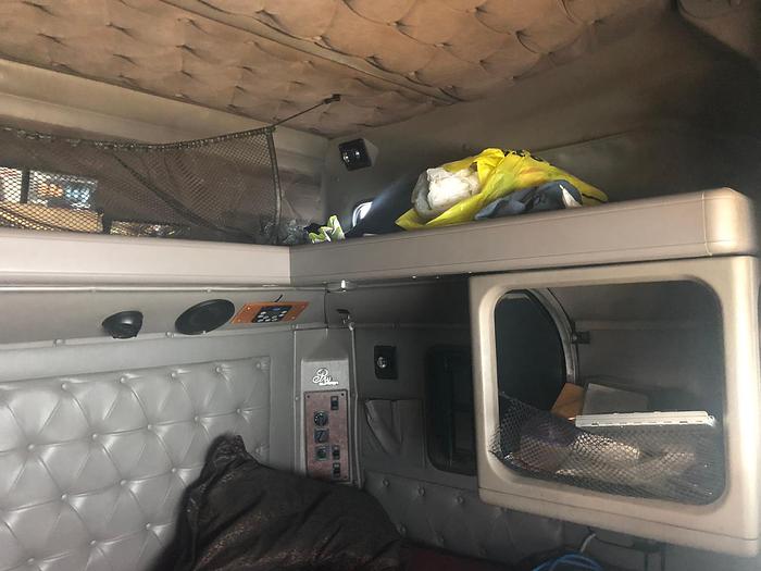 Used 2002 INTERNATIONAL 9900I 6X4 TRACTOR