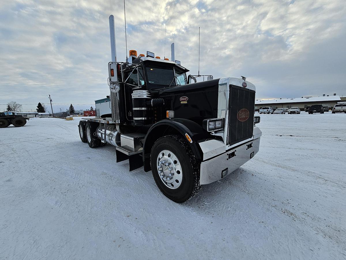 Used 1 owner 1986 PETE 359 6X4