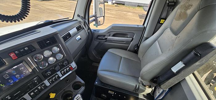 Used LOW HOUR MILEAGE KENWORTH VACUUM TRUCK