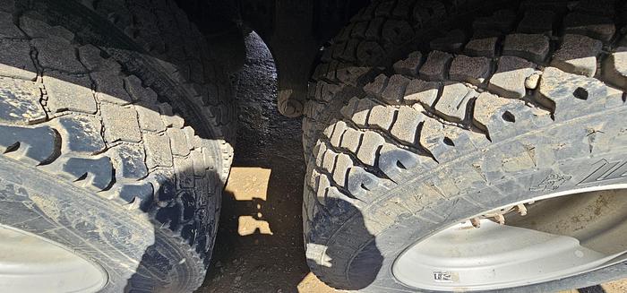 Used LOW HOUR MILEAGE KENWORTH VACUUM TRUCK