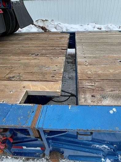 Used ASPEN 60 TON 16 WHEELER FOLDING NECK