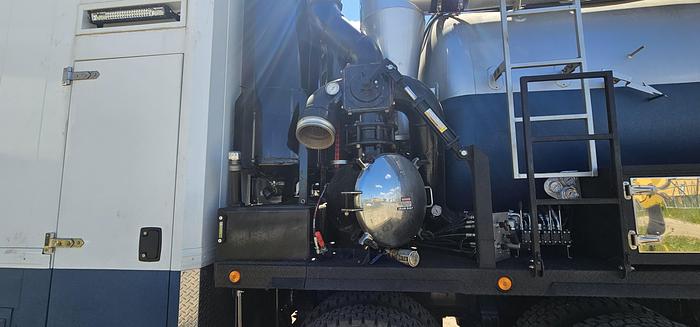 Used BRAND NEW PETERBILT HYDROVAC 8X6