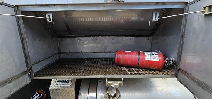 Used 2013 FREIGHTLINER STAINLESS STEEL 22526L NORTH AMERICAN TANK LLC TC407 SPEC