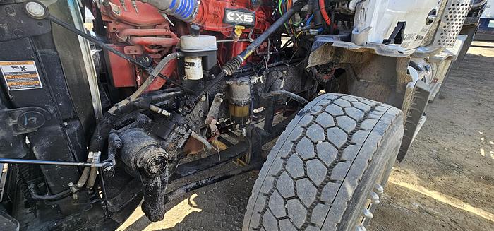 Used 2023 Kenworth T880 semi vac package