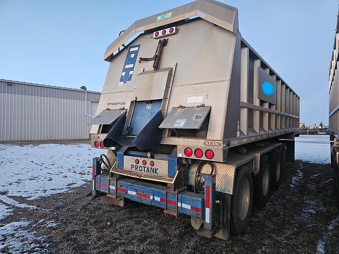 Used Stargate live floor