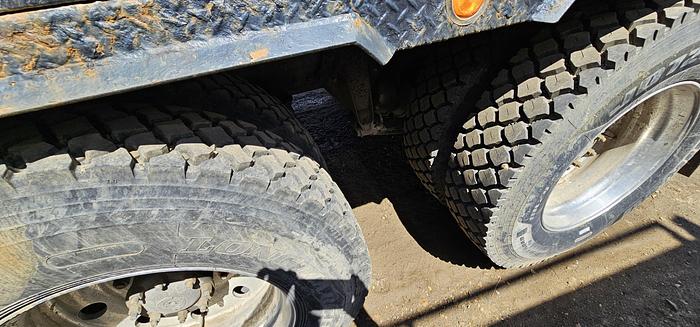 Used CAT STRAIGHT VAC