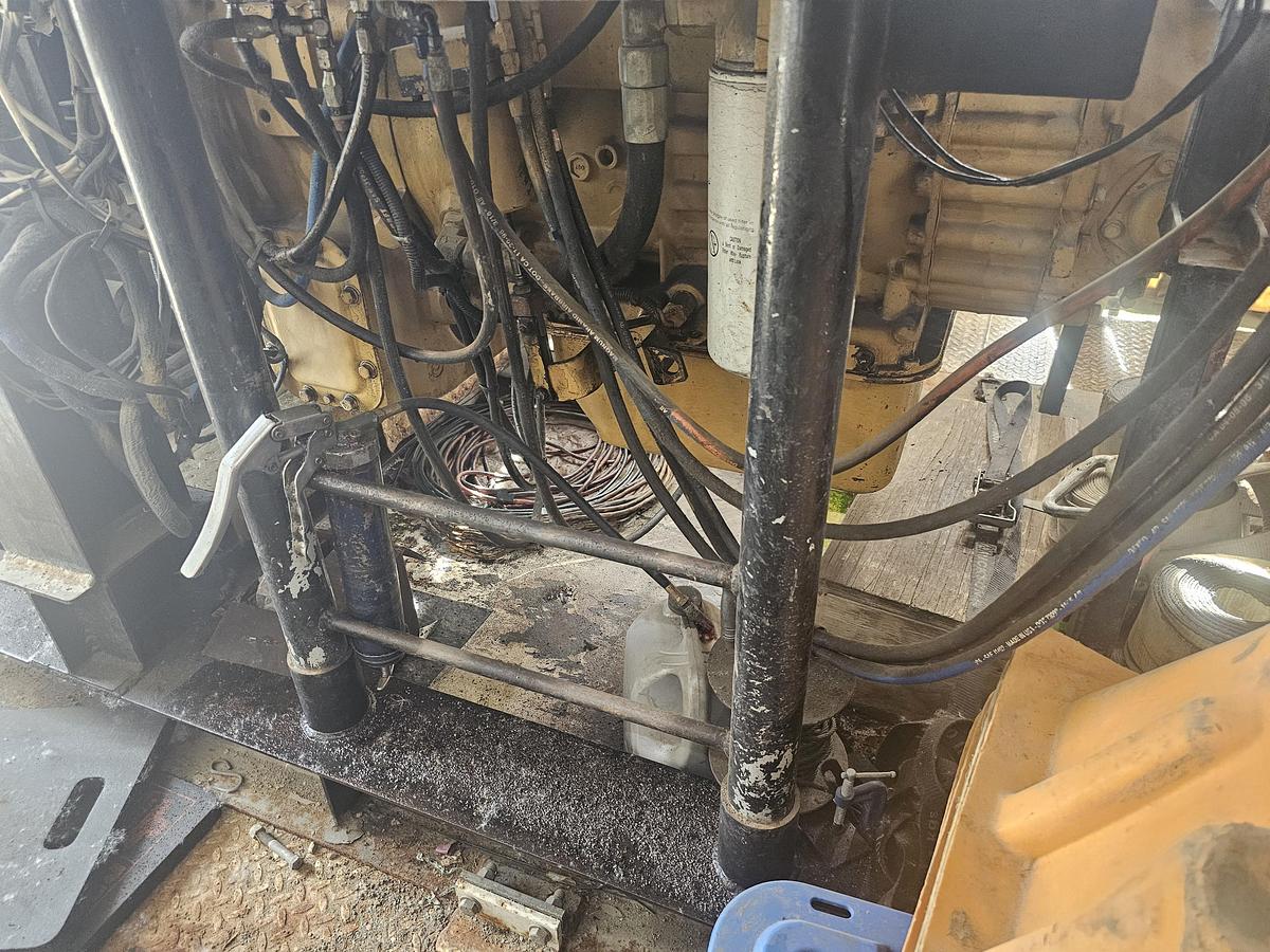 Used FLUID PUMP PD09 GARDNER DENVER