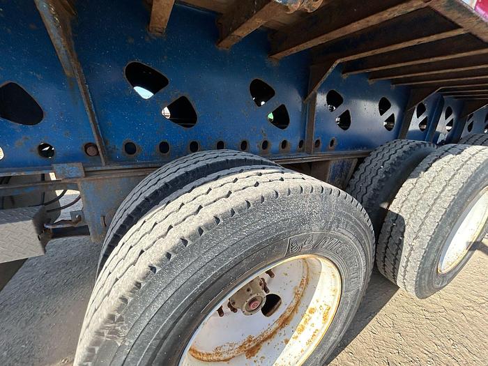 Used HARD TO FIND TANDEM TRI T800 4596T PICKER TRUCK AND HIGHBOY