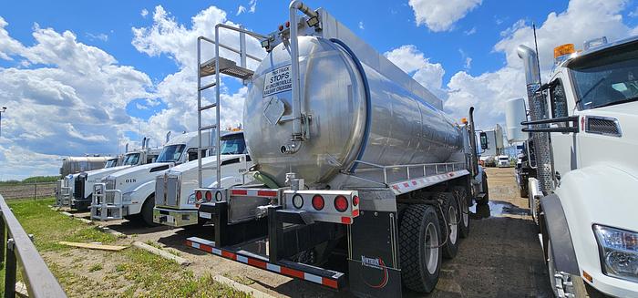 Used 2013 FREIGHTLINER STAINLESS STEEL 22526L NORTH AMERICAN TANK LLC TC407 SPEC