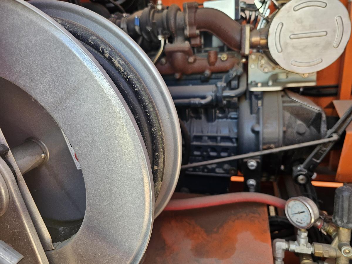 Used LIKE NEW 2022 HYDRO SPADE