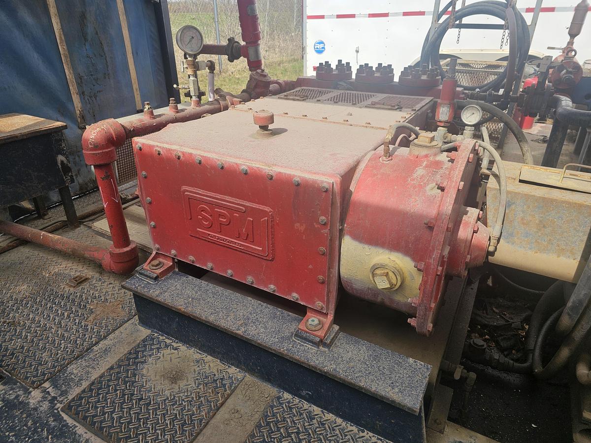 Used FLUID PUMP SPM TRIPLEX PUMP TWS250