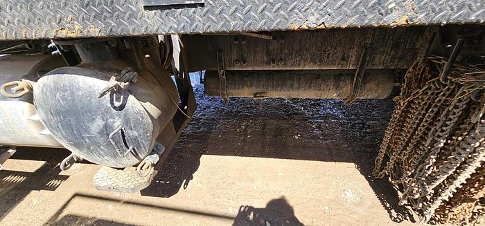 Used CAT STRAIGHT VAC