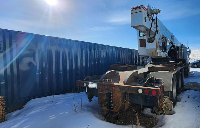 Used MANITEX CRANE 45110T 45 TON LOW MILEAGE