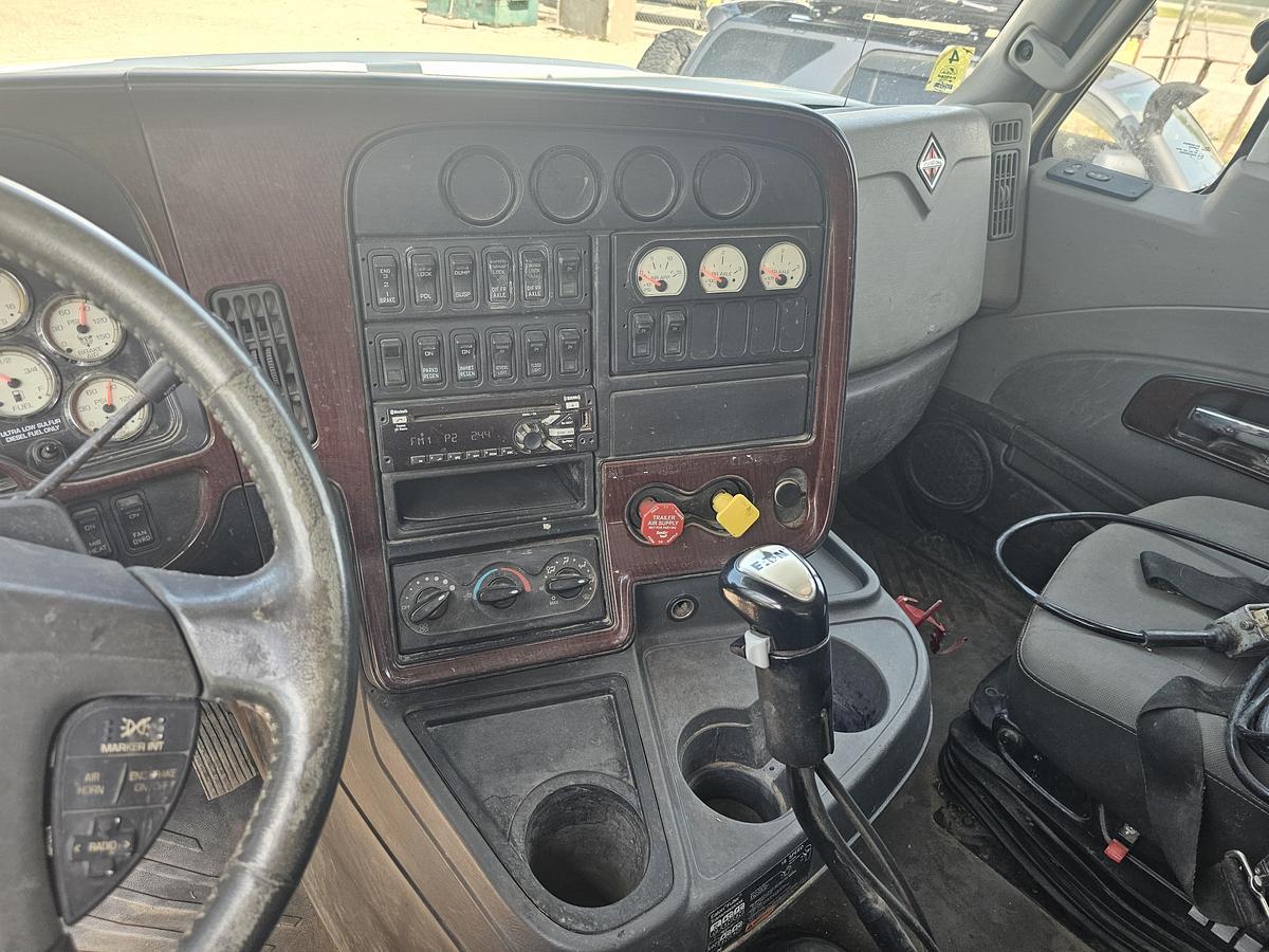 Used 2015 6x4 deck and picker 1 owner