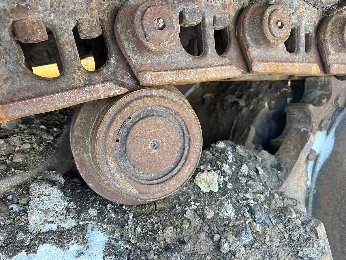 Used CONTRUCTION EQUIPMENT PACKAGE " WILL SEPARATE " EXCAVATORS , DOZERS , ROCK TRUCKS