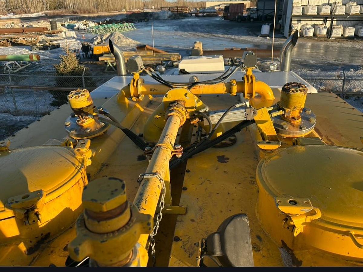 Used Kenworth C500 Cement / Acid truck 