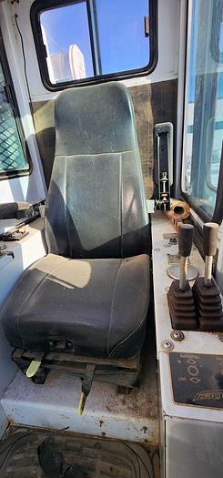 Used MANITEX CRANE 45110T 45 TON LOW MILEAGE