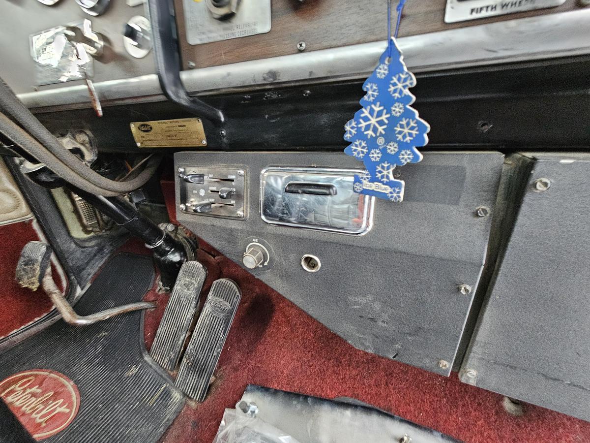 Used 1 owner 1986 PETE 359 6X4