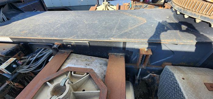 Used MANITEX CRANE 45110T 45 TON LOW MILEAGE