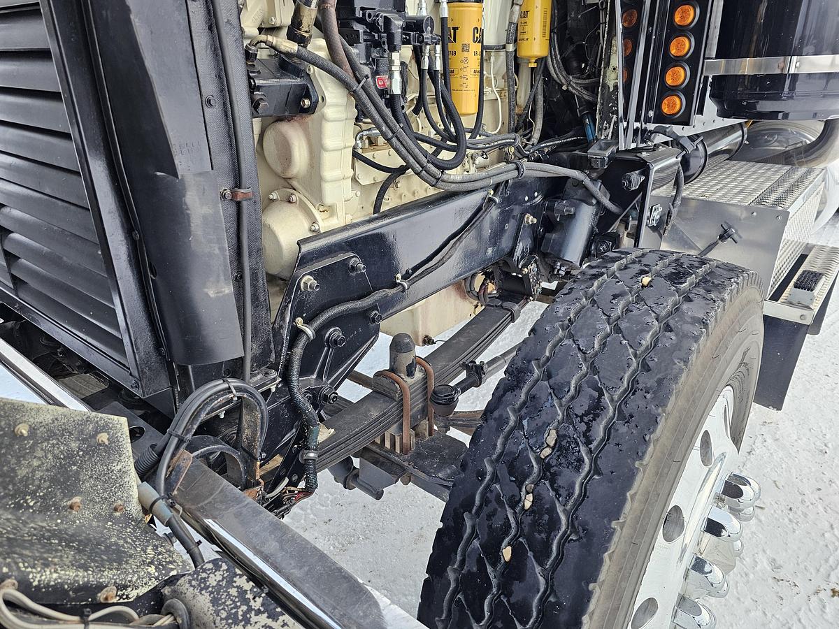 Used 1 owner 1986 PETE 359 6X4