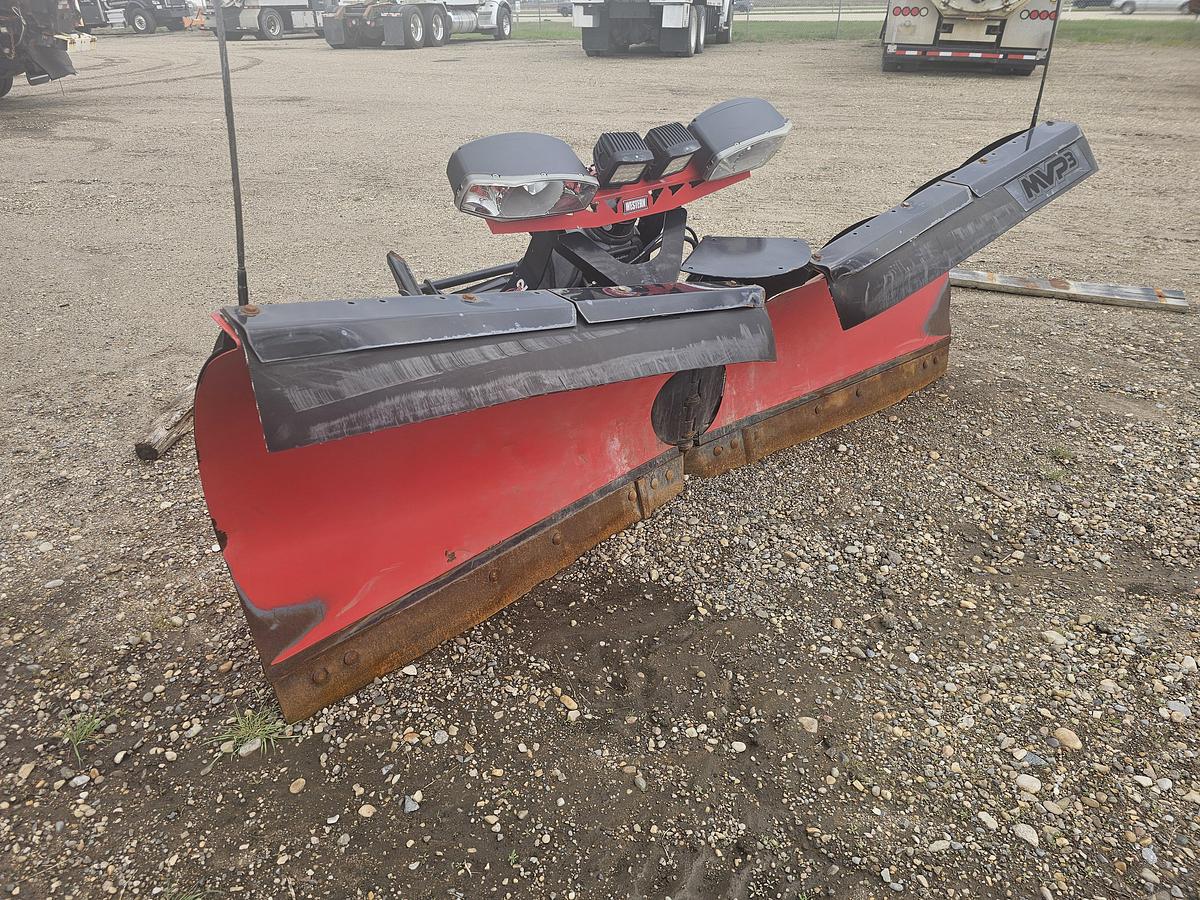 Used RAM  5500 dump truck