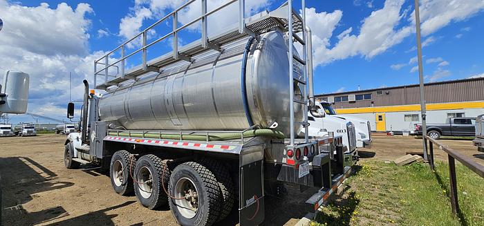 Used 2013 FREIGHTLINER STAINLESS STEEL 22526L NORTH AMERICAN TANK LLC TC407 SPEC