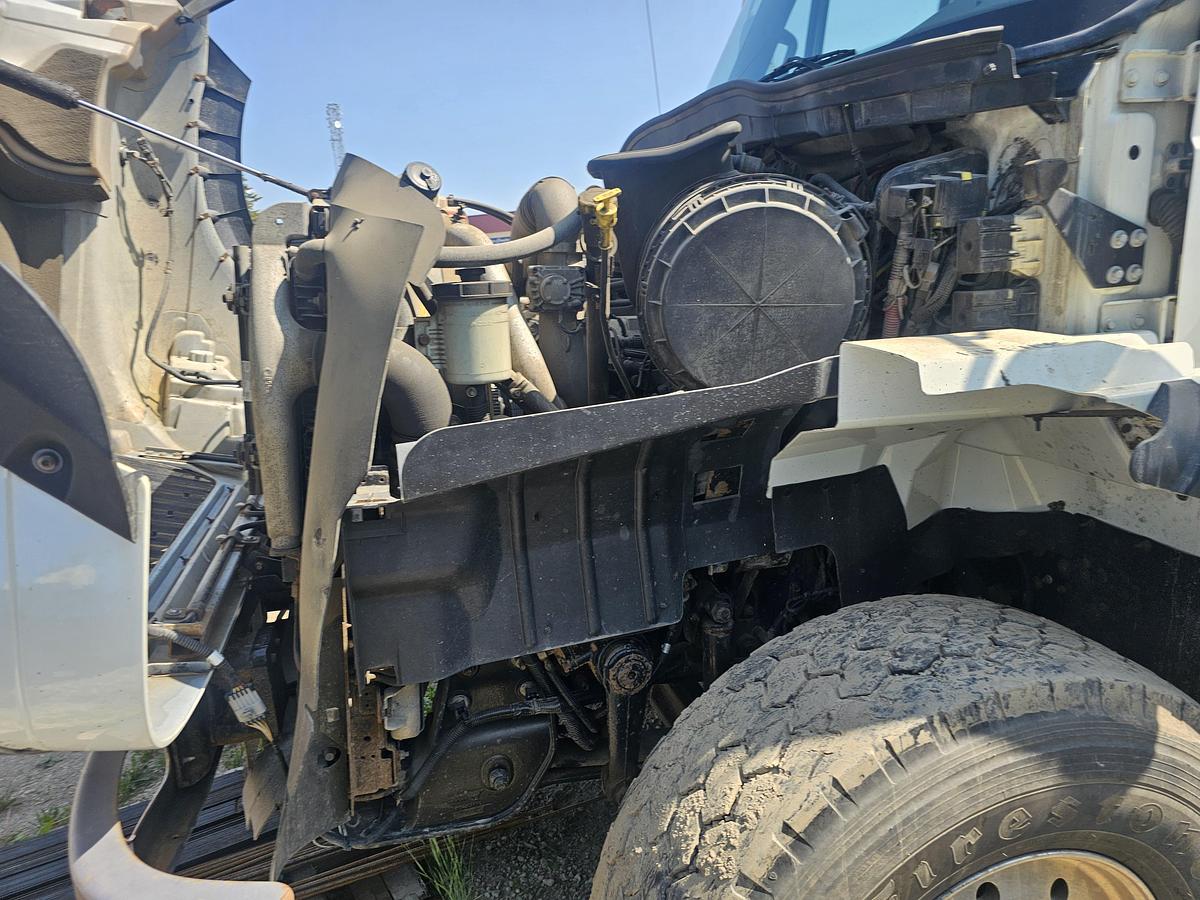 Used 2015 6x4 deck and picker 1 owner