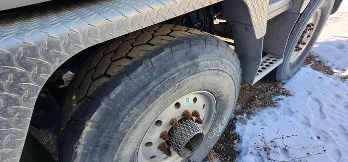 Used MANITEX CRANE 45110T 45 TON LOW MILEAGE