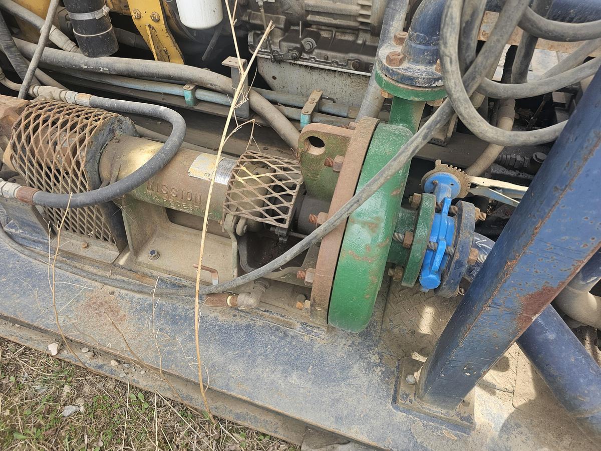 Used FLUID PUMP SPM TRIPLEX PUMP TWS250