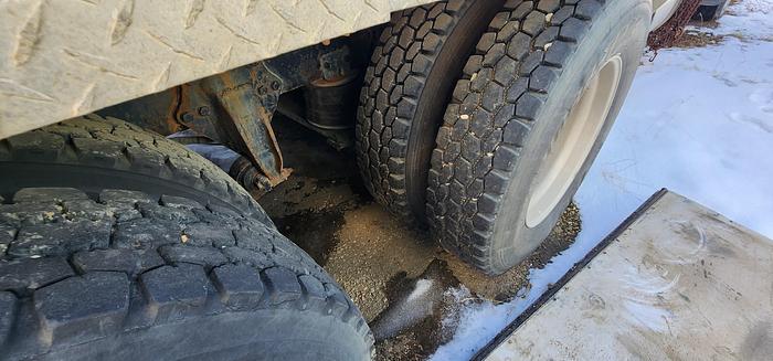 Used MANITEX CRANE 45110T 45 TON LOW MILEAGE