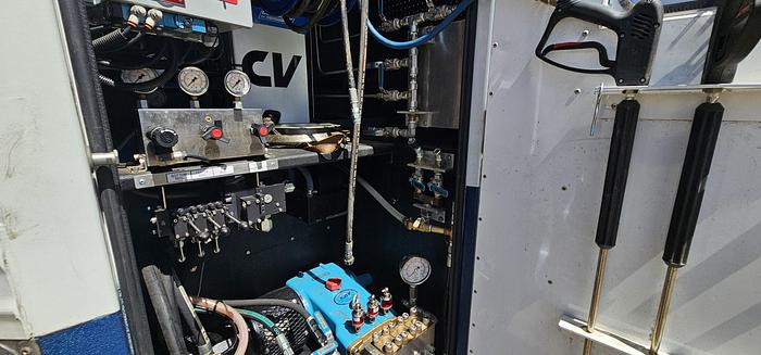 Used BRAND NEW PETERBILT HYDROVAC 8X6