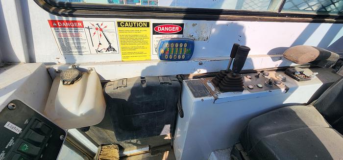 Used MANITEX CRANE 45110T 45 TON LOW MILEAGE