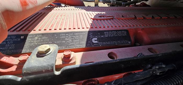 Used 2023 Kenworth T880 semi vac package