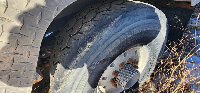 Used MANITEX CRANE 45110T 45 TON LOW MILEAGE