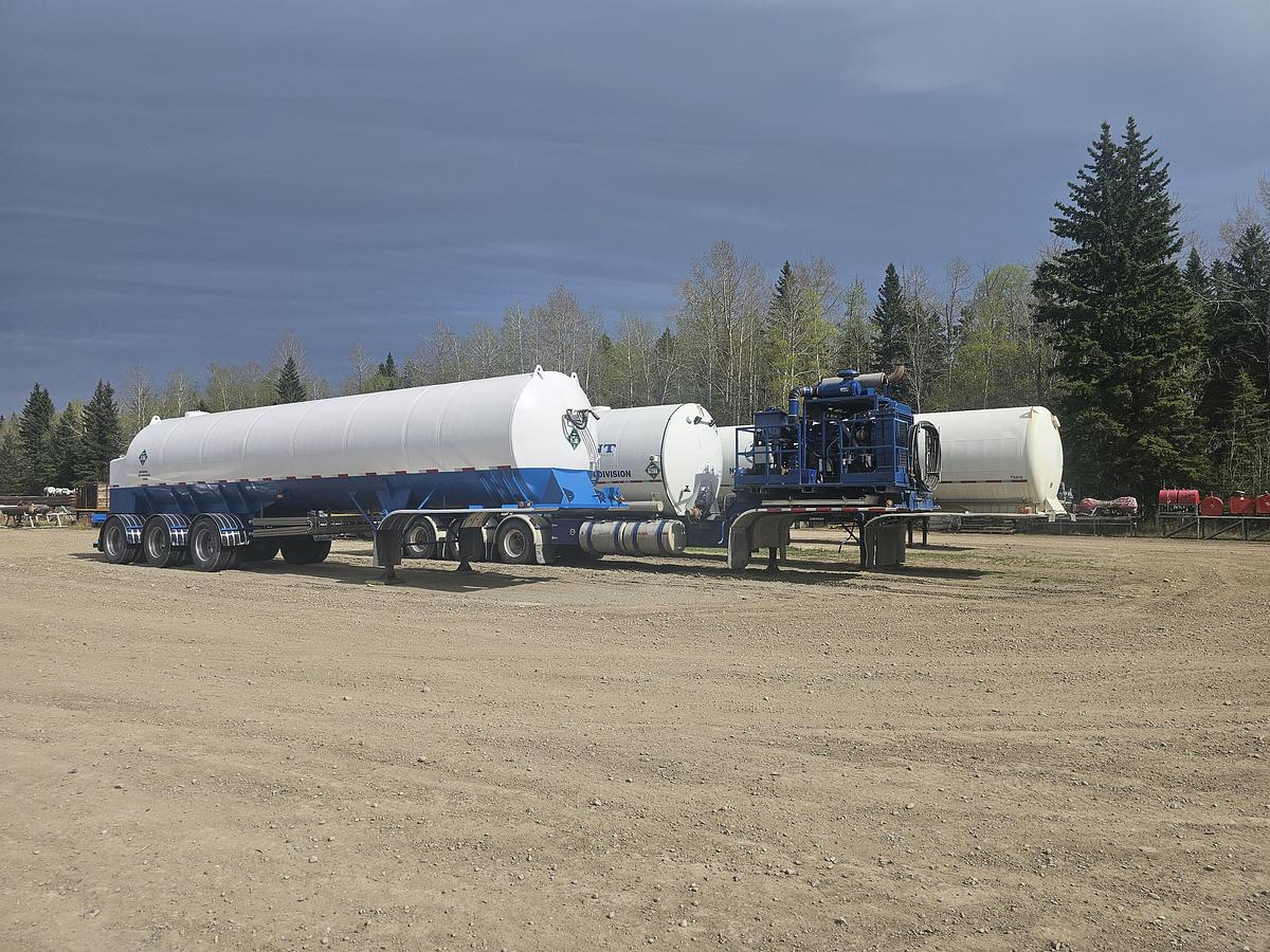 Used 180 K NITROGEN PUMP AND TWO BULKERS