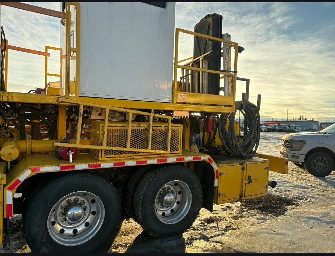Used Kenworth C500 Cement / Acid truck 