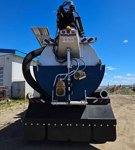 Used BRAND NEW PETERBILT HYDROVAC 8X6