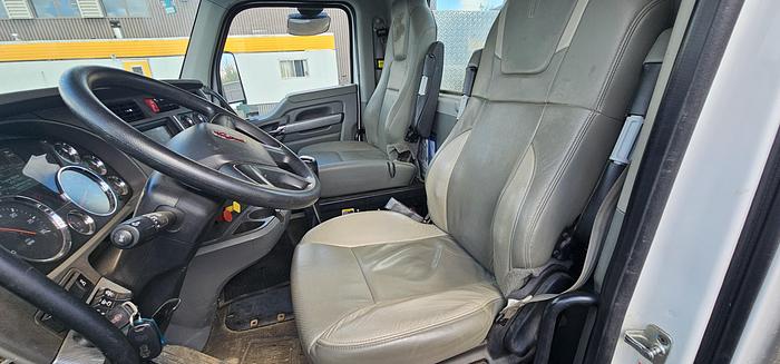 Used LOW HOUR MILEAGE KENWORTH VACUUM TRUCK