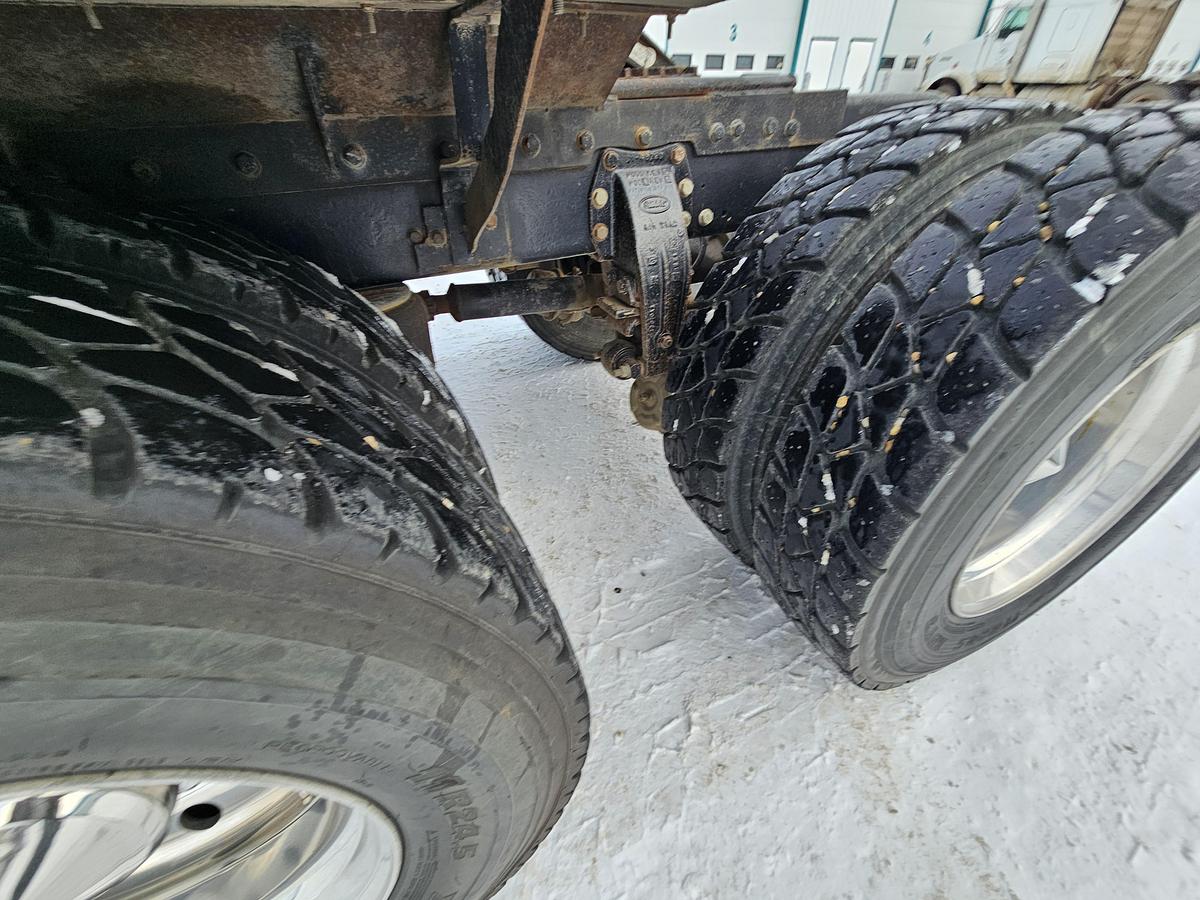 Used 1 owner 1986 PETE 359 6X4