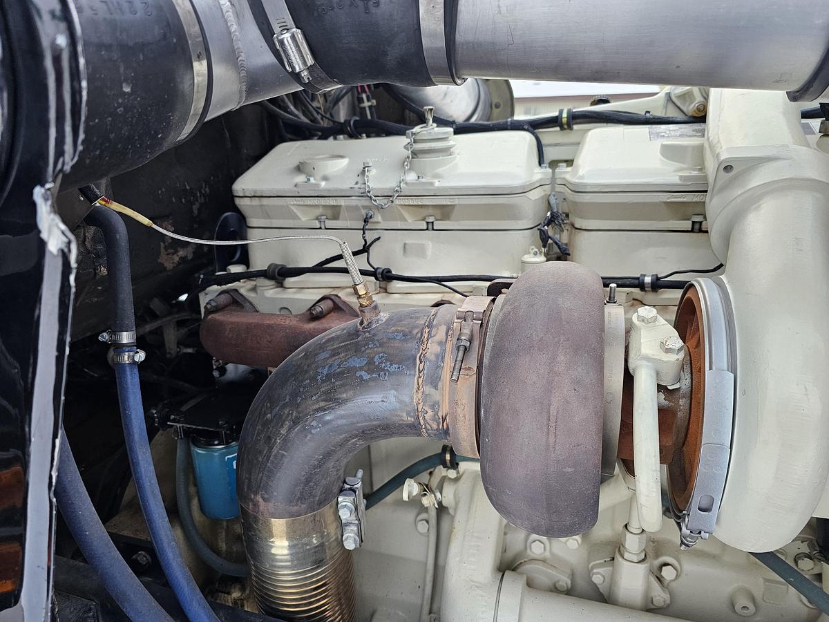 Used 1 owner 1986 PETE 359 6X4