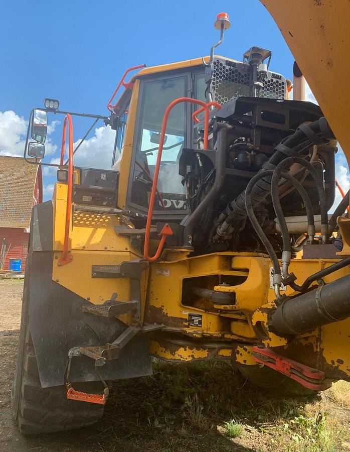 Used CONTRUCTION EQUIPMENT PACKAGE  " WILL SEPARATE " EXCAVATORS , DOZERS , ROCK TRUCKS