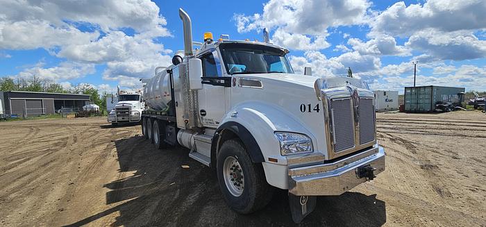 Used LOW HOUR MILEAGE KENWORTH VACUUM TRUCK
